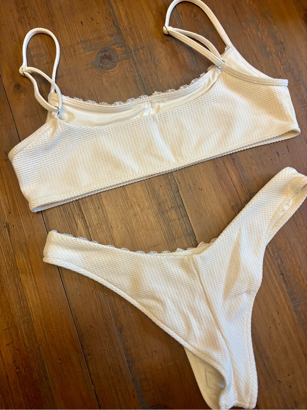 Frankie’s bikinis x Gigi HADID white waffle bikini set - Picture 10 of 14